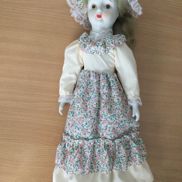18" vintage 1970s girl doll porcelain head hand feet painted face blond hair eb - Picture 1 of 9